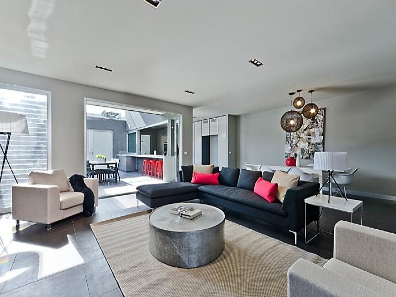 2B Huntingdon Street, Newtown VIC 3220