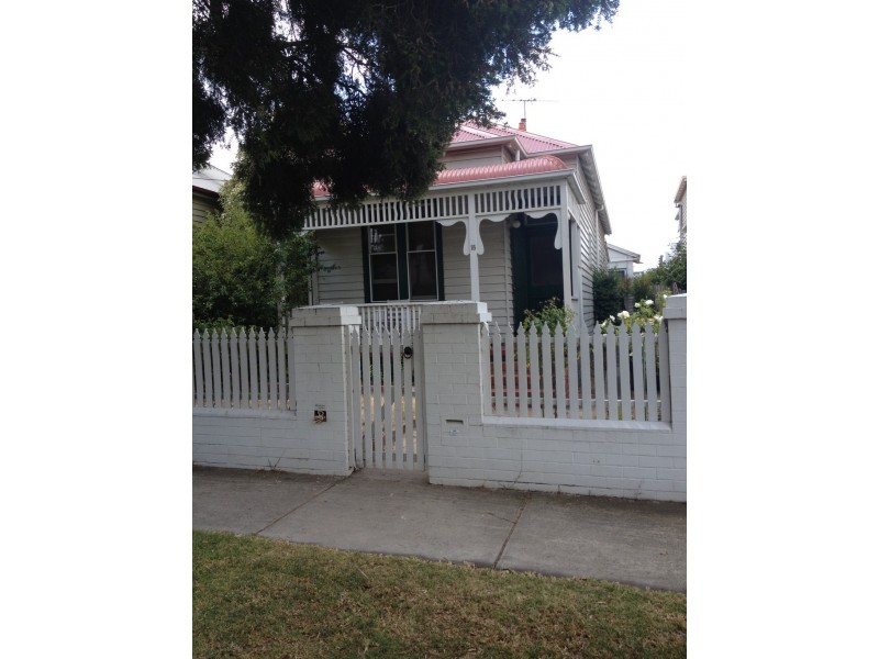 15 Victoria Street, Rippleside VIC 3215