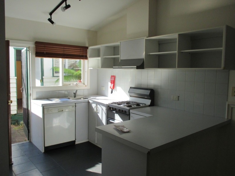 15 Victoria Street, Rippleside VIC 3215