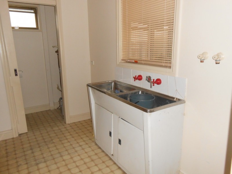 31 Shannon Avenue, Hamlyn Heights VIC 3215