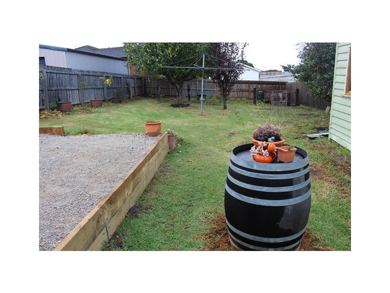 15 Argyle Street, Belmont VIC 3216