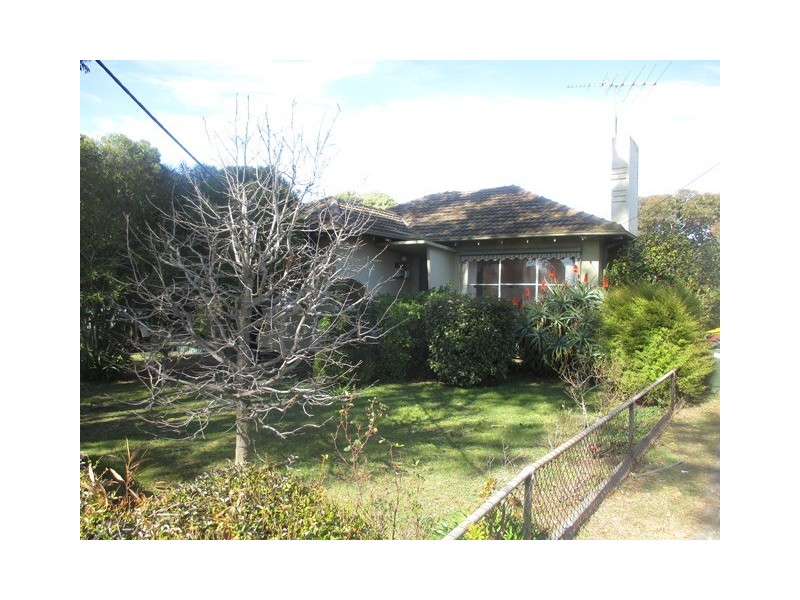 33 Canadian Parade, Corio VIC 3214