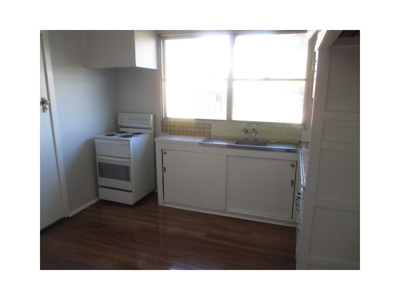 33 Canadian Parade, Corio VIC 3214