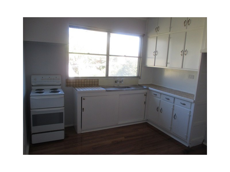 33 Canadian Parade, Corio VIC 3214