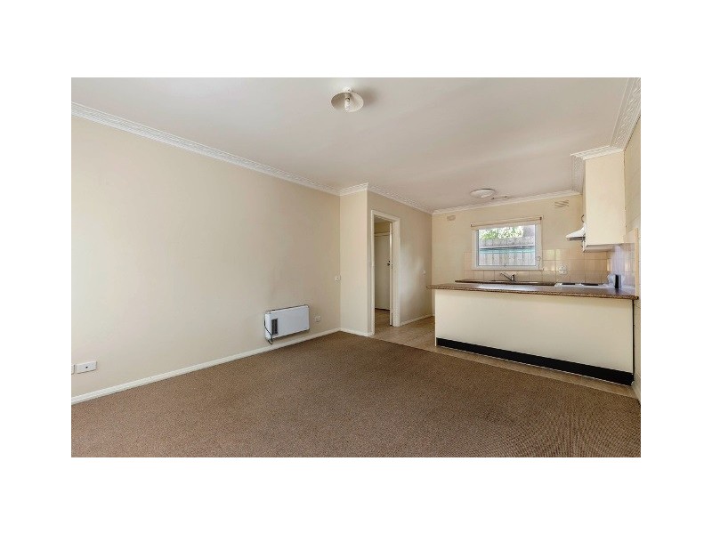 4/13 St Elmo Crescent, Highton VIC 3216
