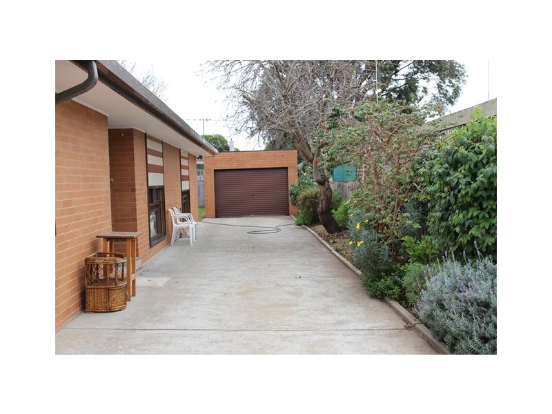 44 Ernest Street, Bell Post Hill VIC 3215
