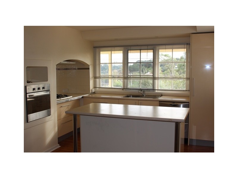 4 Heathfield Court, Newtown VIC 3220