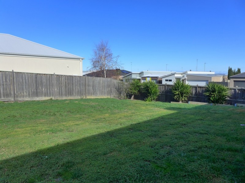 36 Shoaling Drive, Leopold VIC 3224