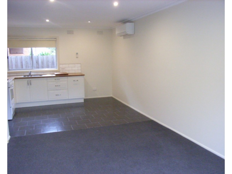 1/70 Balcombe Road, Newtown VIC 3220