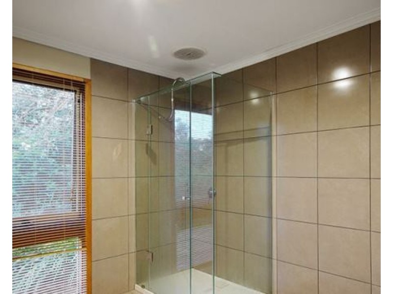 67 Torquay Rd, Belmont VIC 3216