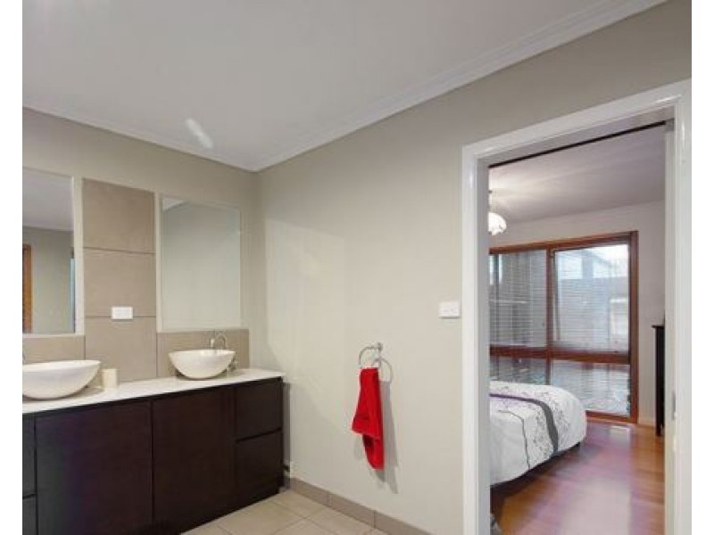67 Torquay Rd, Belmont VIC 3216