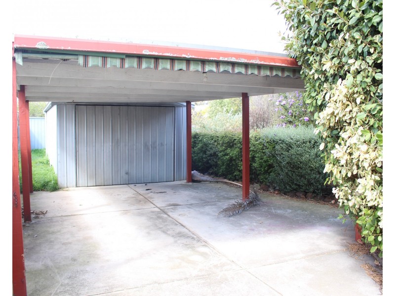 14 Stradbroke Street, Norlane VIC 3214