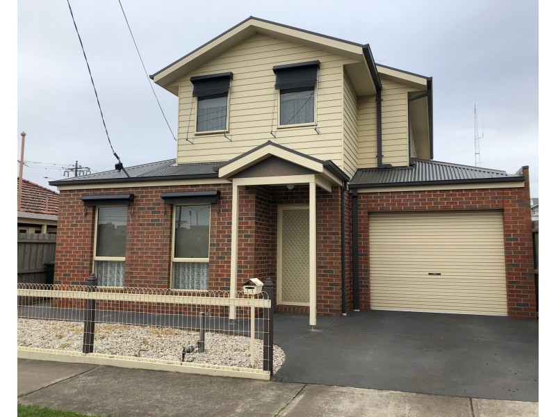 1/1 Hodgson Street, Geelong West VIC 3218