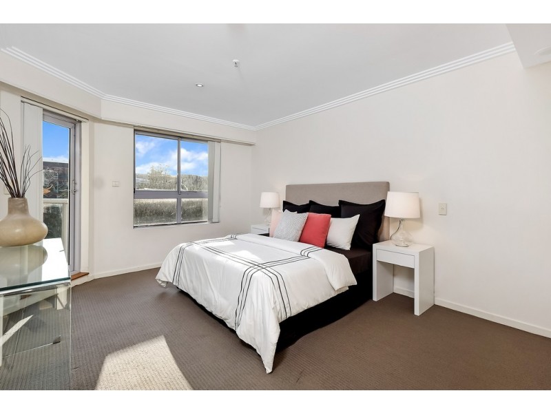 705 / 28 Harbour Street, Sydney NSW 2000