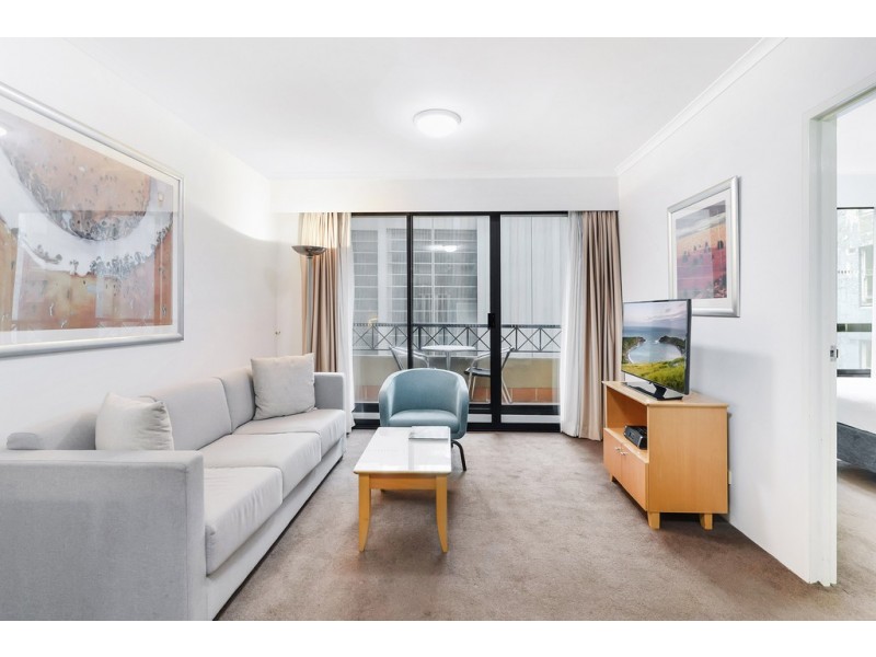 606 / 1 – 3 Hosking Place, Sydney NSW 2000