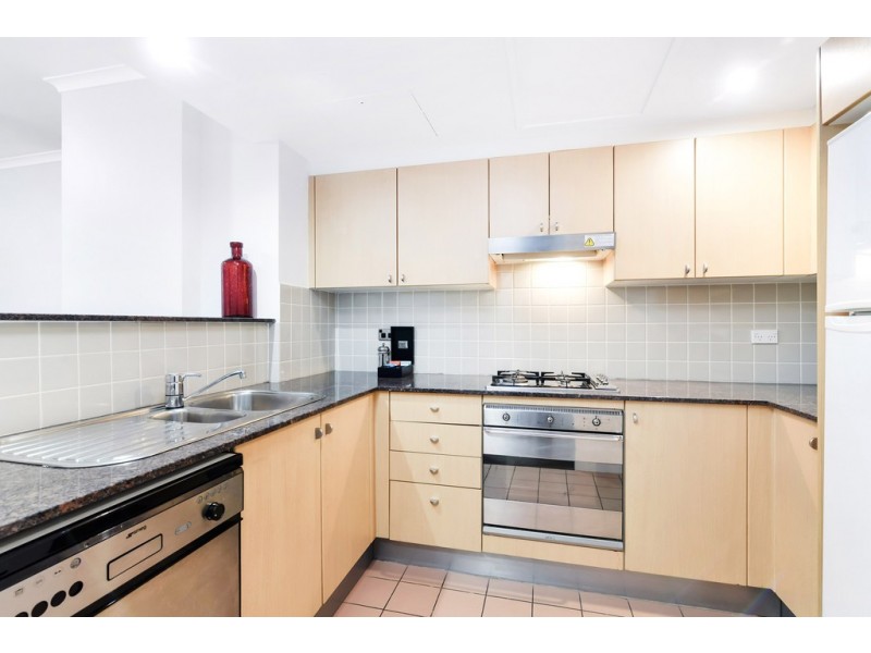 606 / 1 – 3 Hosking Place, Sydney NSW 2000