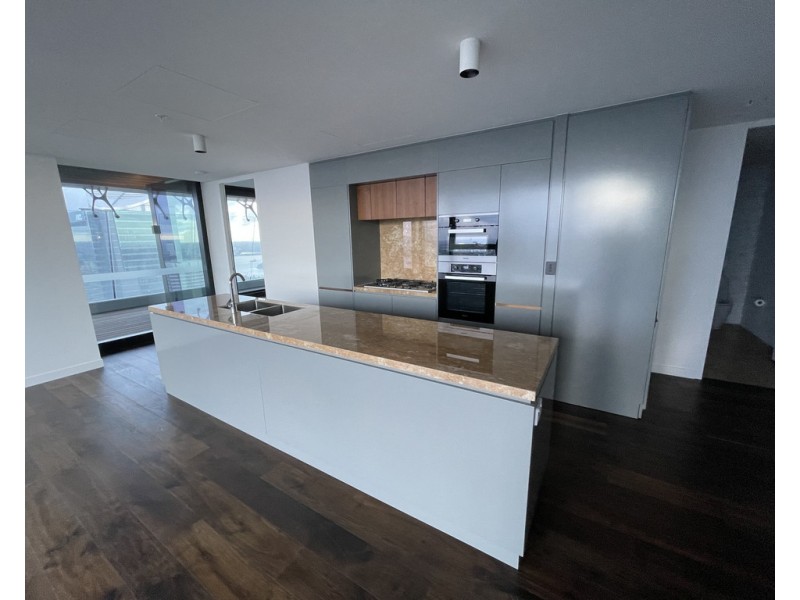 57.09 / 115 Bathurst Street, Sydney NSW 2000