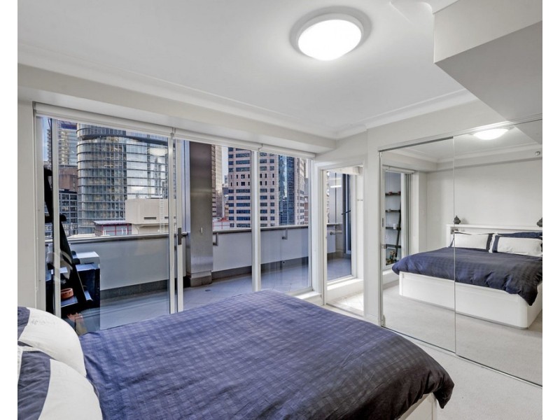 1802 / 38 Bridge Street, Sydney NSW 2000