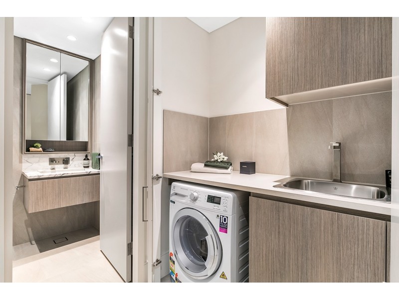 1304 / 130 Elizabeth Street, Sydney NSW 2000