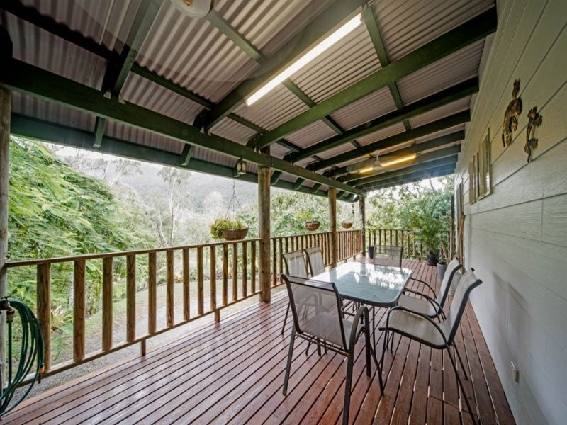 317 Sugarloaf Road, Sugarloaf QLD 4800