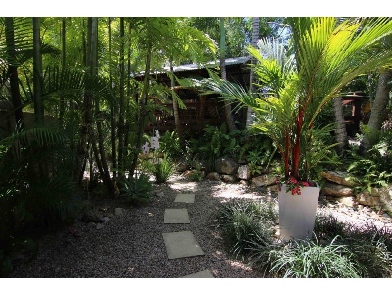 6 Horizon Court, Jubilee Pocket QLD 4802