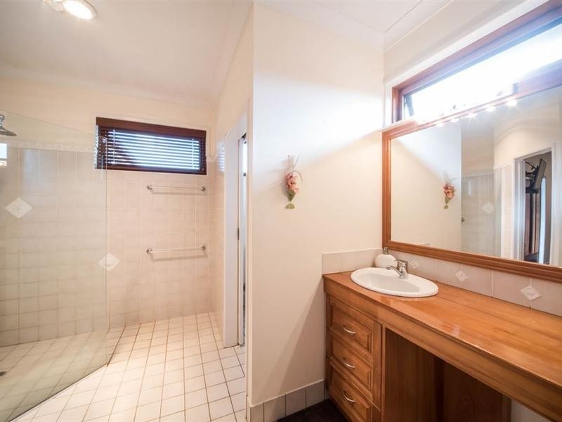 12 Keith Johns Drive, Proserpine QLD 4800