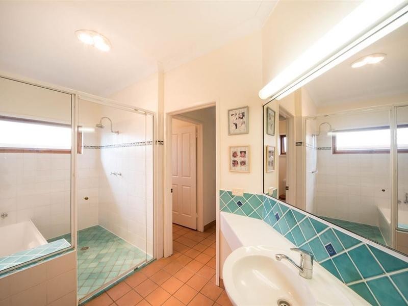 12 Keith Johns Drive, Proserpine QLD 4800