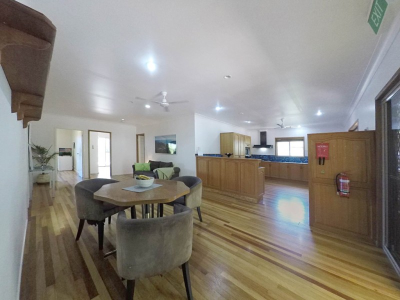 34 Waterson Way, Airlie Beach QLD 4802