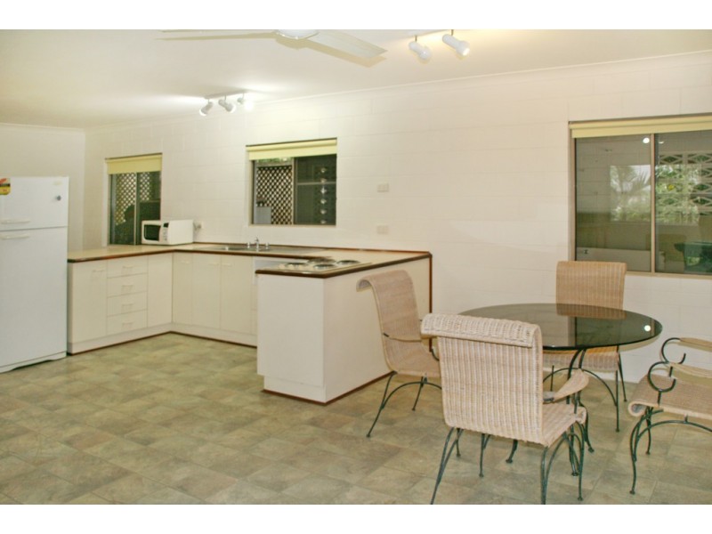 34 Waterson Way, Airlie Beach QLD 4802