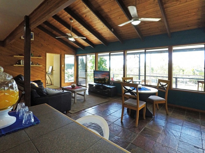 32 Waterson Way, Airlie Beach QLD 4802