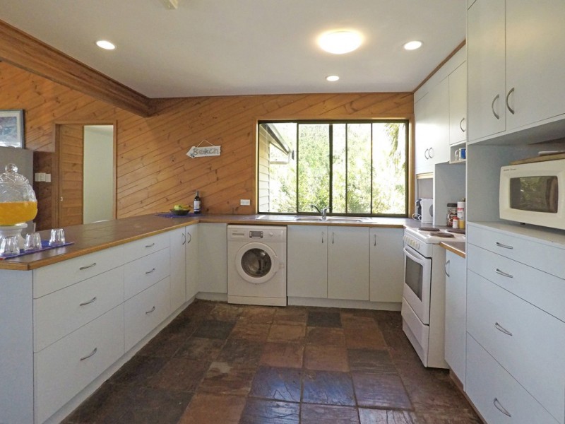 32 Waterson Way, Airlie Beach QLD 4802