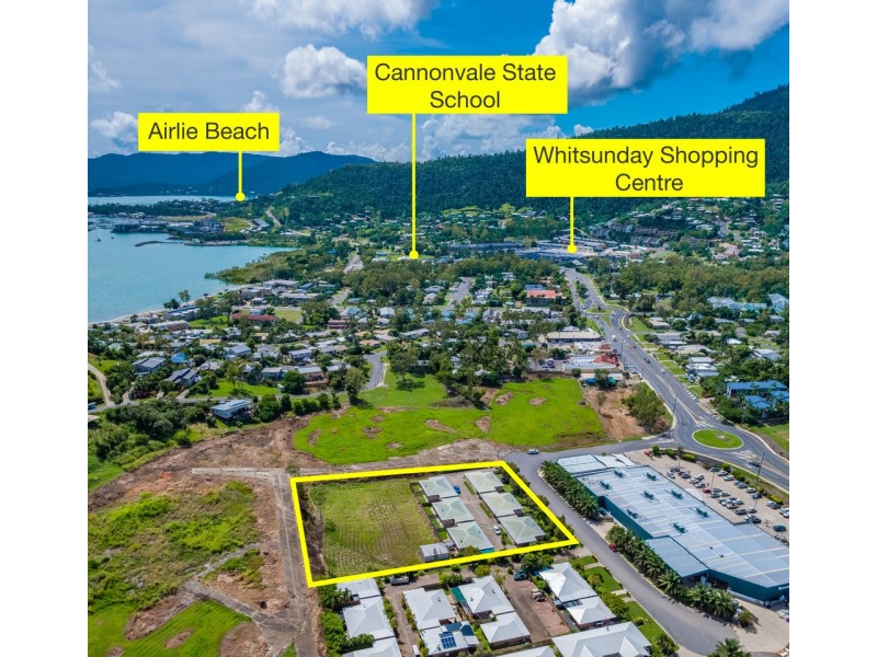 12 Pandanus Drive, Cannonvale QLD 4802