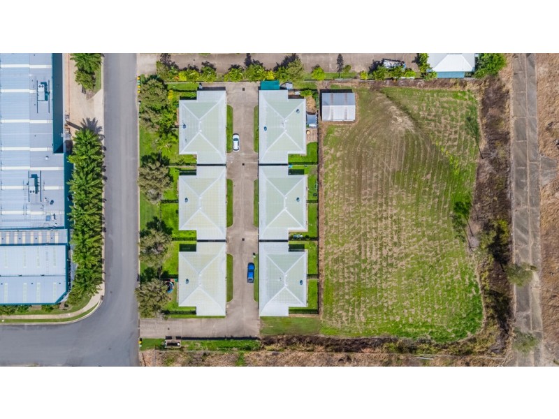 12 Pandanus Drive, Cannonvale QLD 4802