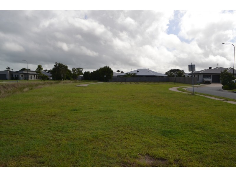 14 Tamarind Crescent, Proserpine QLD 4800