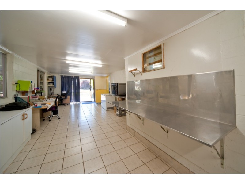 27 Camm Road, Mount Julian QLD 4800