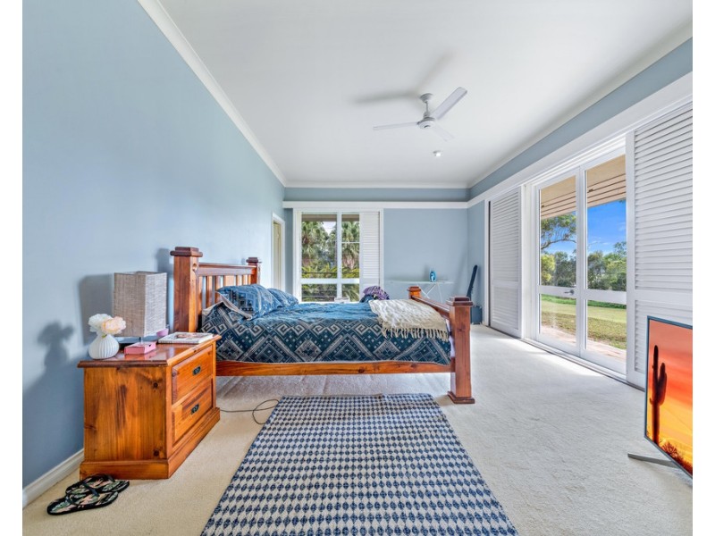 55 Valley Drive, Cannonvale QLD 4802