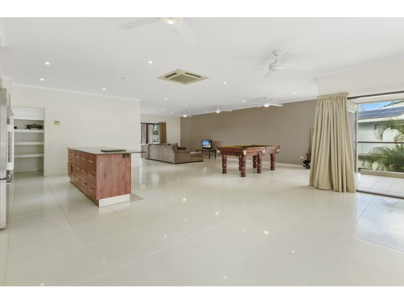 36 Abell Road, Cannonvale QLD 4802