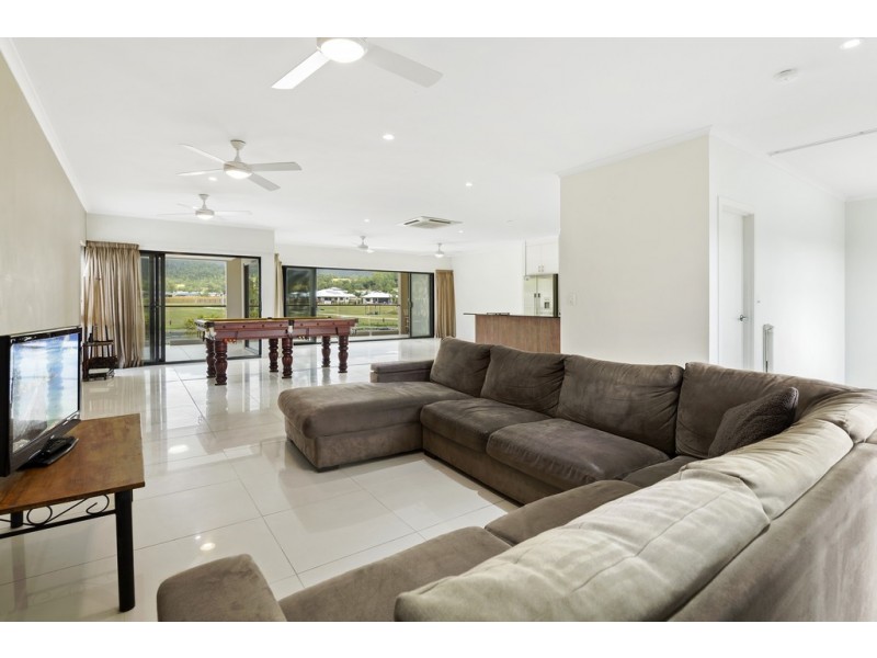 36 Abell Road, Cannonvale QLD 4802