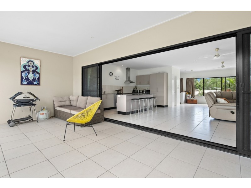 44 Abell Road, Cannonvale QLD 4802