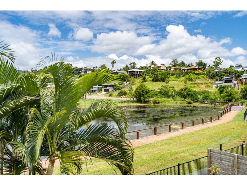 44 Abell Road, Cannonvale QLD 4802