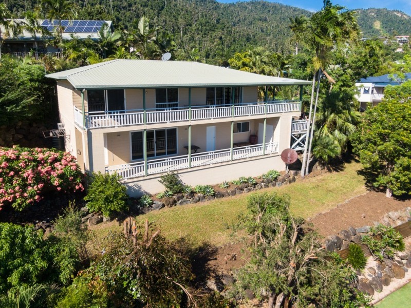 3 Gregory Court, Cannonvale QLD 4802