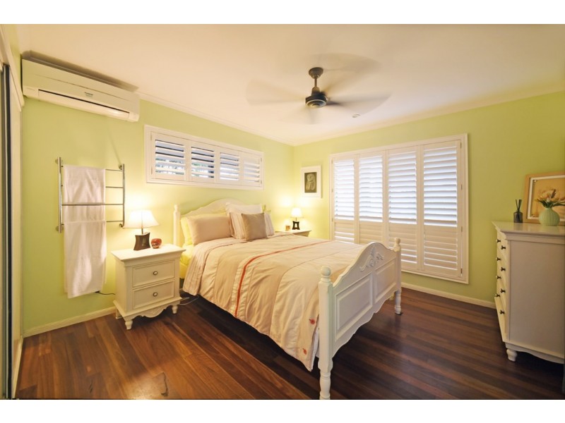 59 Eshelby Drive, Cannonvale QLD 4802