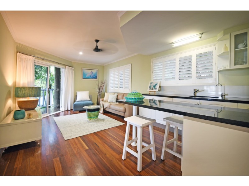 59 Eshelby Drive, Cannonvale QLD 4802