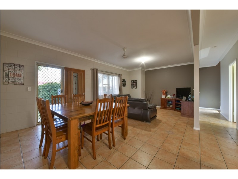 42 Rose Street, Proserpine QLD 4800