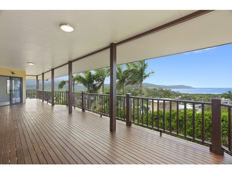 42 Country Road, Cannonvale QLD 4802