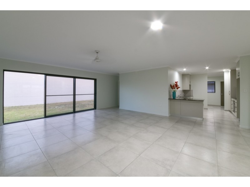 1 Grass Tree Street, Proserpine QLD 4800