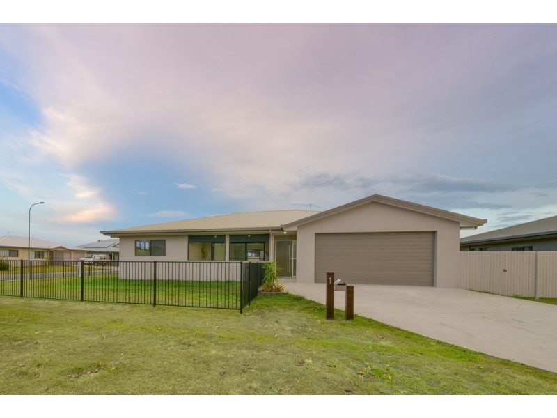 1 Grass Tree Street, Proserpine QLD 4800