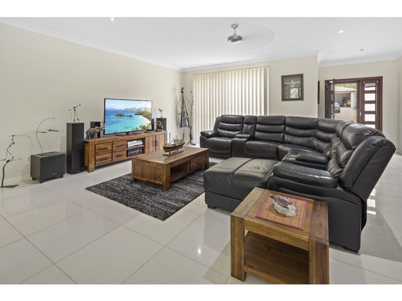 9 Bali Hi Place, Jubilee Pocket QLD 4802