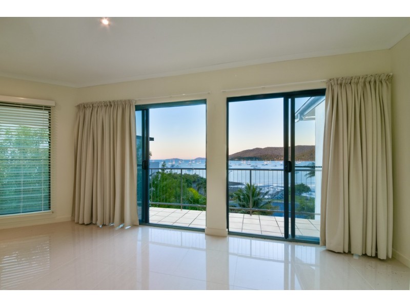 2/16 Broadwater Avenue, Airlie Beach QLD 4802