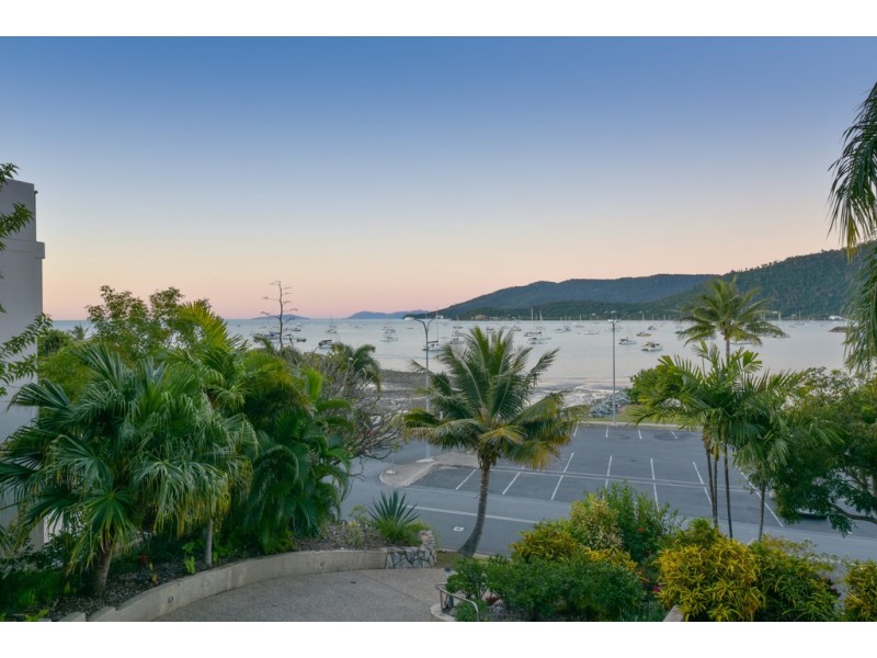 2/16 Broadwater Avenue, Airlie Beach QLD 4802
